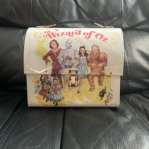 Wizard of Oz tin lunchbox/pale